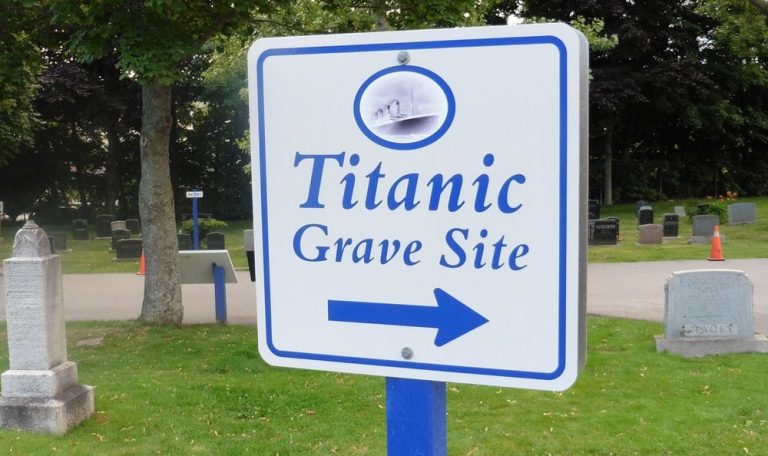 Raw Facts About The Sinking Of The Titanic That Will Give You Chills