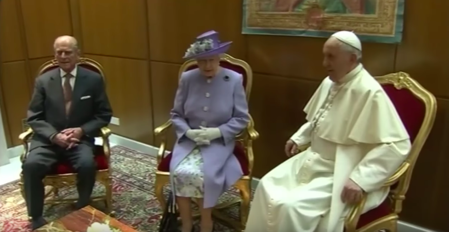 queen elizabeth pope francis