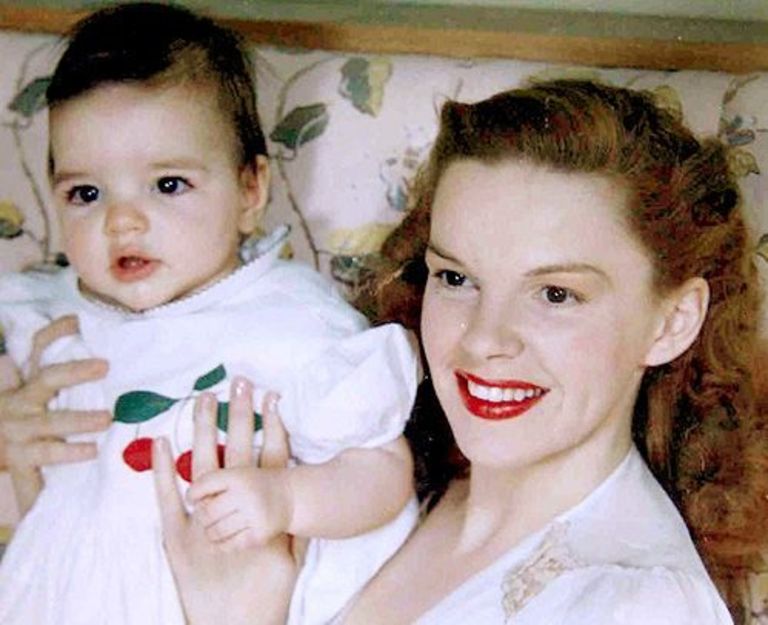 Judy Garland and first child Liza Minnelli