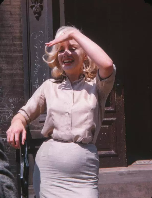 Rare Marilyn Monroe pregnancy photo
