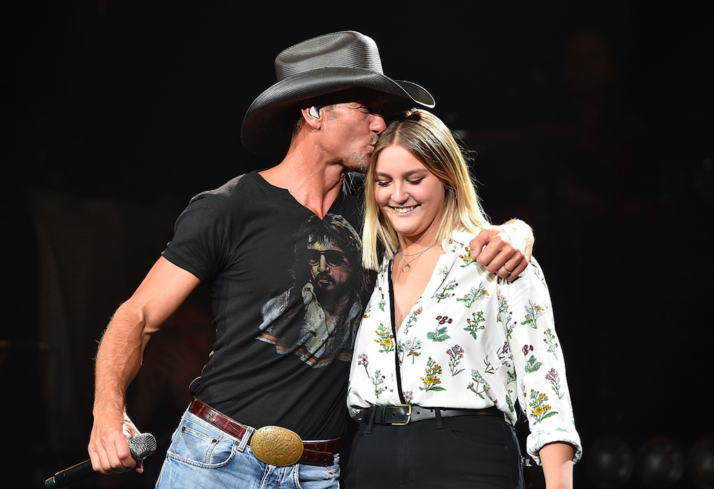 tim mcgraw and gracie sing together
