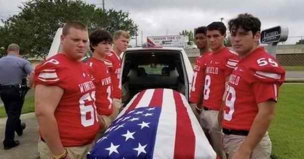 6 teens carrying casket for war veteran
