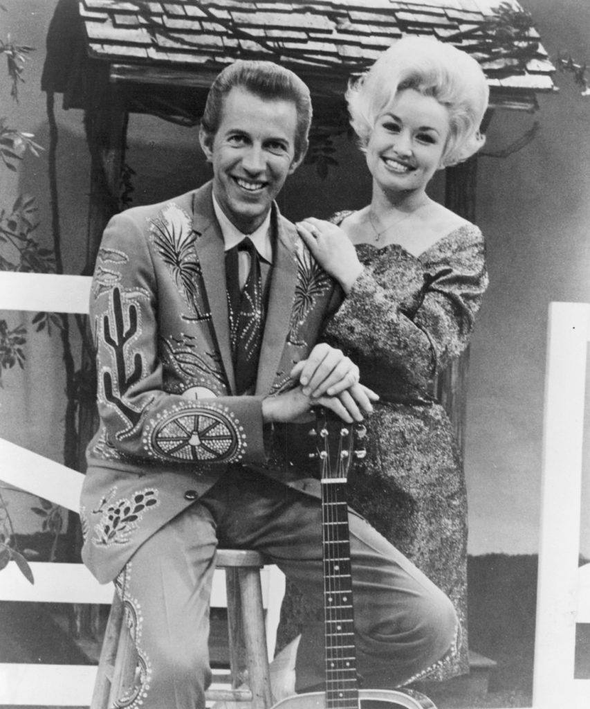 Porter and Dolly on the set of their tv show.