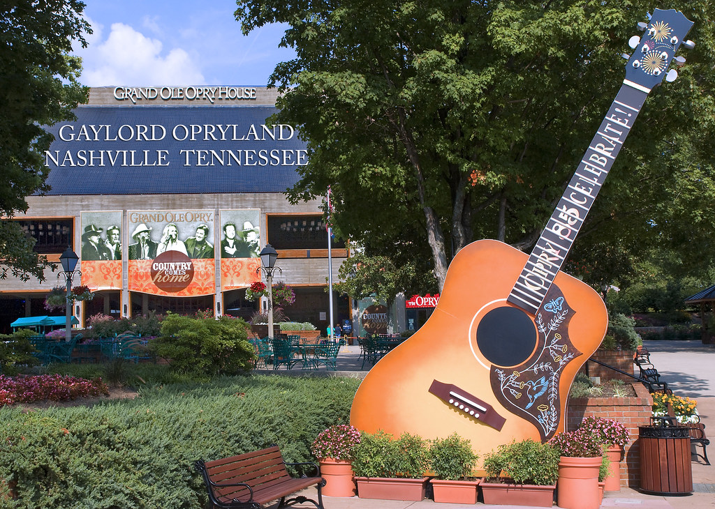 grand ole opry nashville tennessee 