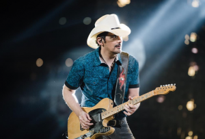 One night at a Brad Paisley performance showed how kind people can be