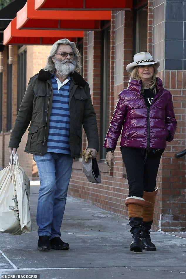 goldie hawn out and about doing holiday shopping with kurt russell