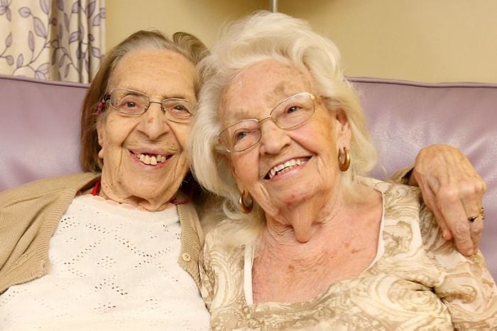 best friends of 80 years moving into senior care center together