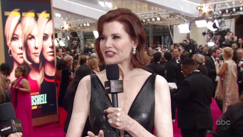 geena davis plunging gown red carpet Oscars 2020