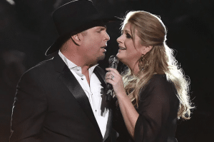 As always, Garth Brooks and Trisha Yearwood offered an electrifying and heartwarming performance for a good cause