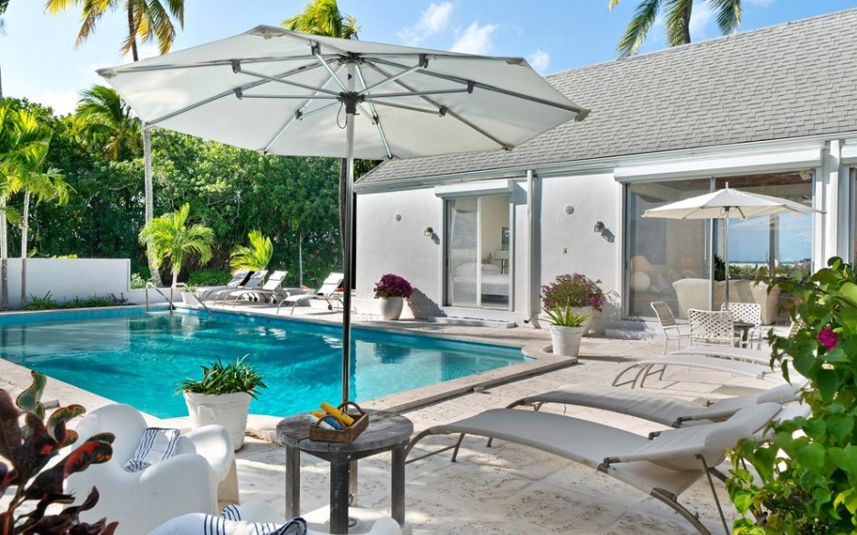 bahamas vacation home pool area 