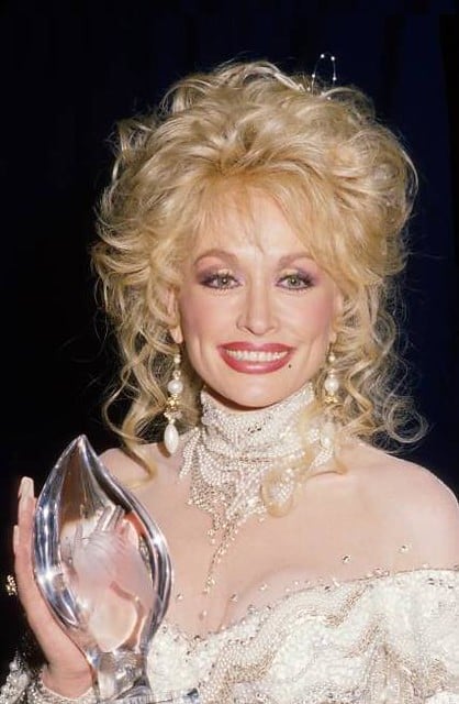dolly parton almost had a heart attack when she heard whitney houston sing i will always love you
