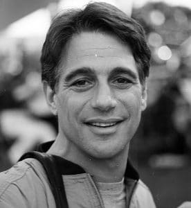 http://doyouremember.com/wp-content/uploads/2020/08/Tony-Danza-reprises-his-role-for-a-Whos-the-Boss-sequel-set-30-years-after-the-original-276x300.jpg