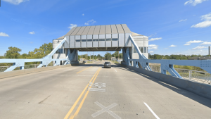 Fort Street bascule bridge raises up at 7 p.m. but that did not stop one driver