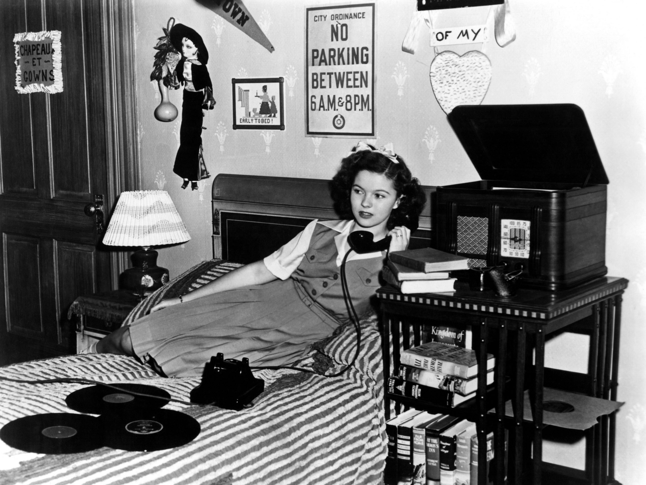 shirley-temple-miss-annie-rooney