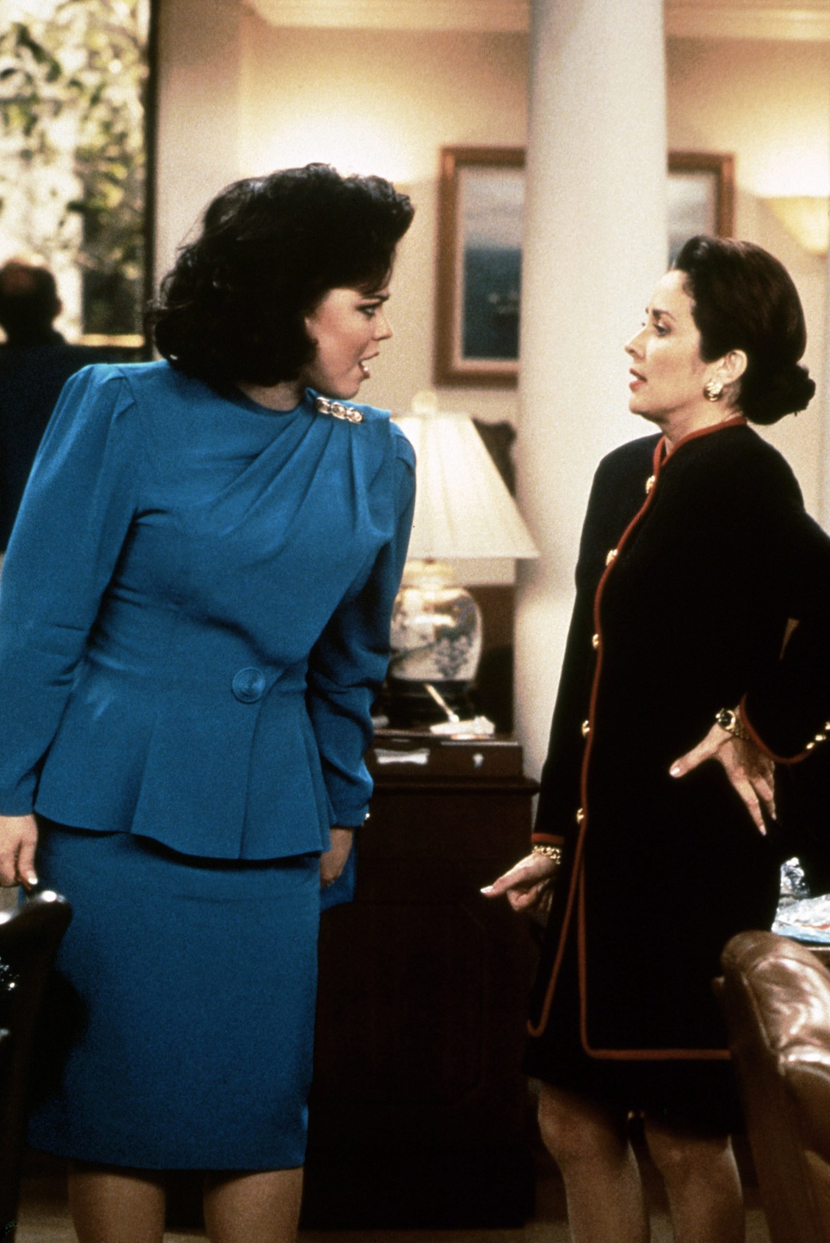 patricia-heaton-delta-burke-women-of-the-house