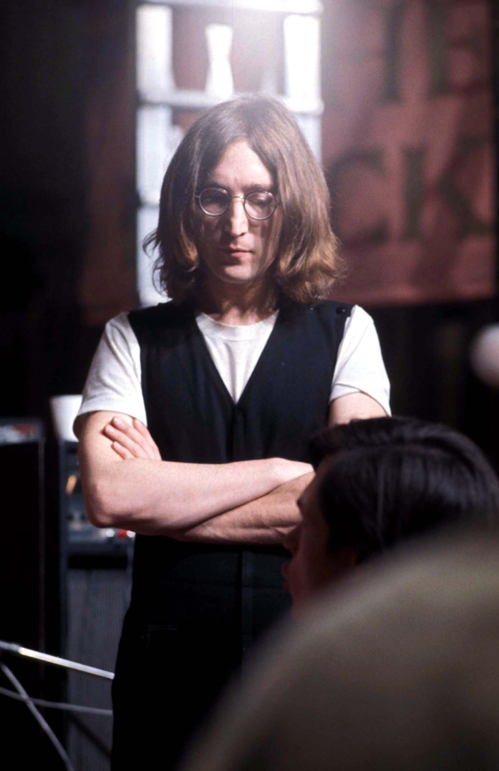 Mark Chapman, The Man Who Killed John Lennon, Apologizes