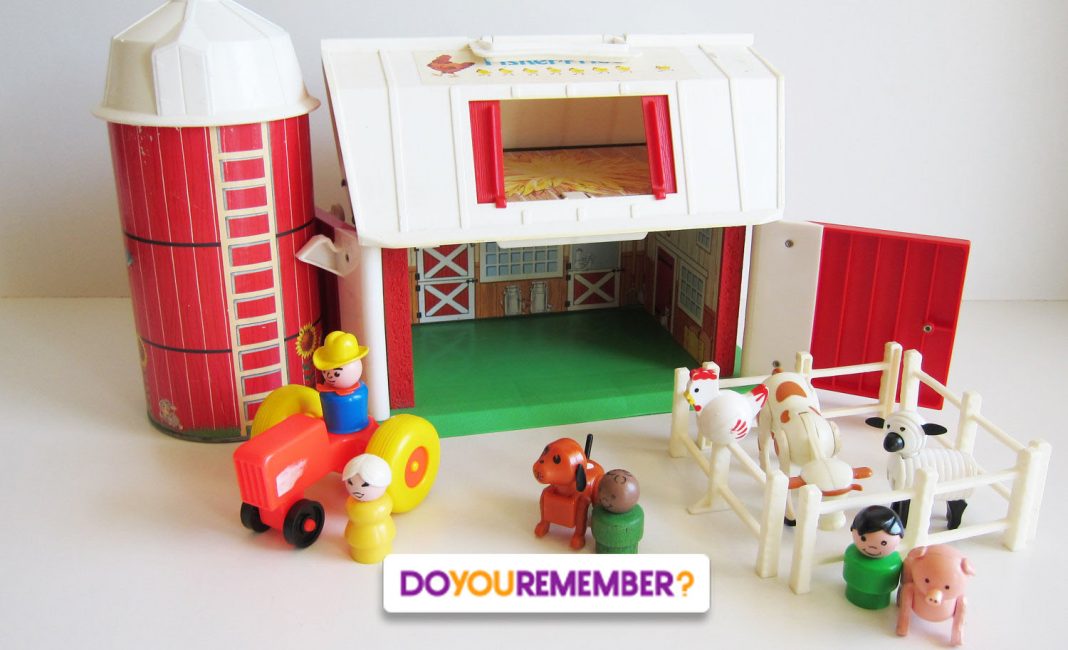 A Nostalgic Tour Of The Fisher Price Farm Playset DoYouRemember   Fisher Price 1068x650 