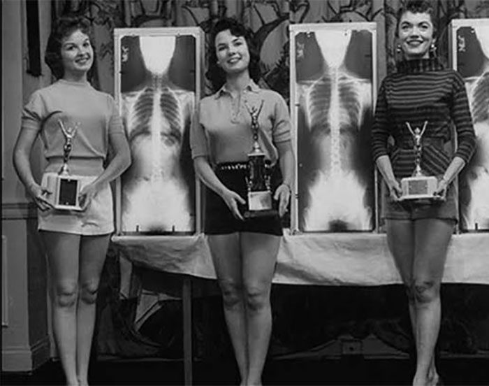 16 Hilarious And Bizarre 50s And 60s Pageants That Simply Boggle The Mind Doyouremember 8004