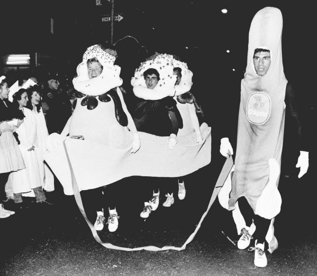 40 Halloween Costume Trends Over The Last 40 Years Page 2 of 4