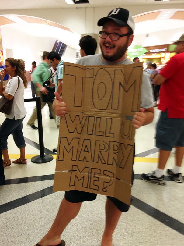 40-most-creative-and-funny-airport-pickup-signs-that-were-impossible-to-miss-page-2-of-4