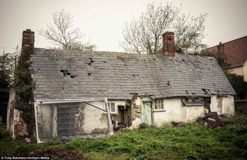 The Crooked Cottage