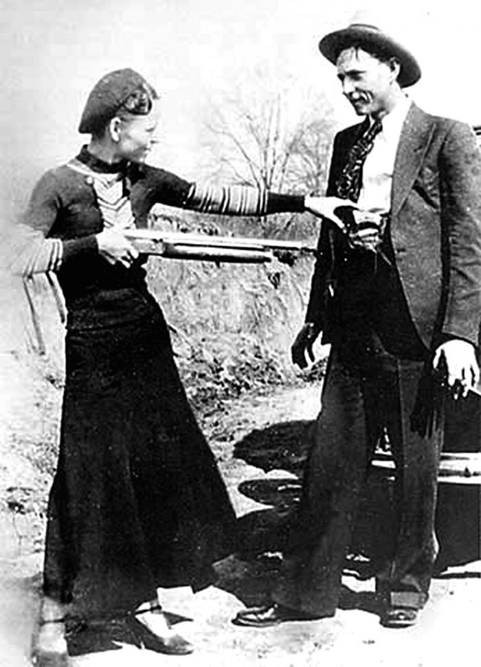 Things You Probably Don T Know About America S Most Infamous Outlaw Couple Bonnie And Clyde