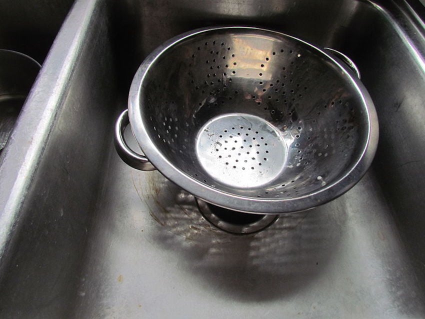 strainer sink