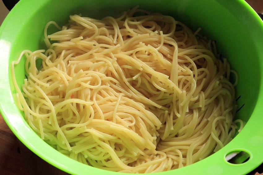 spaghetti strainer