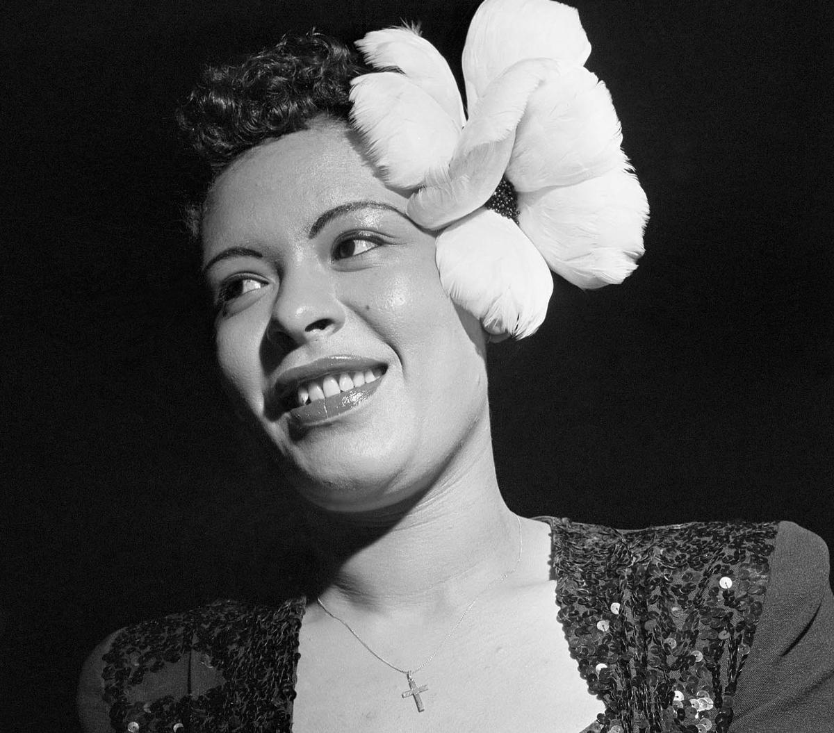 Billy holiday. Билли Холидей. Билли Холидей фото. Billie Holiday Billie Holiday. Билли Холидей источник: https://Music-Education.ru/7-samyh-izvestnyh-dzhazovyh-muzykantov/.