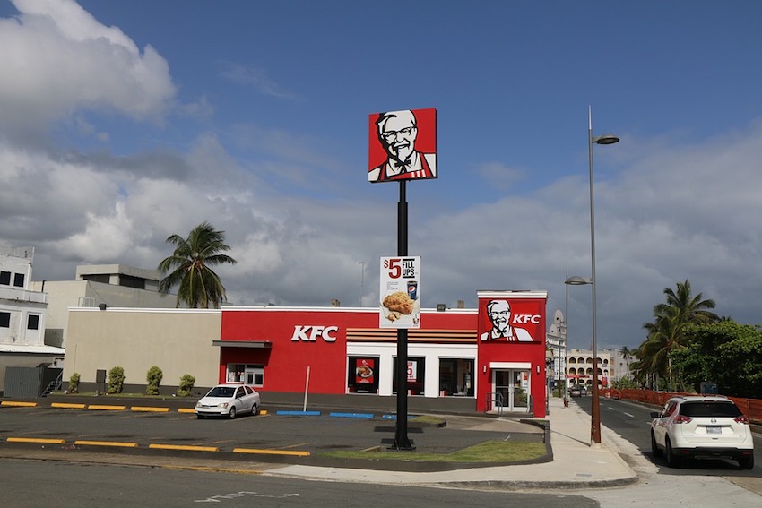 https://pixabay.com/en/kfc-kentucky-fried-chicken-san-juan-1574389/