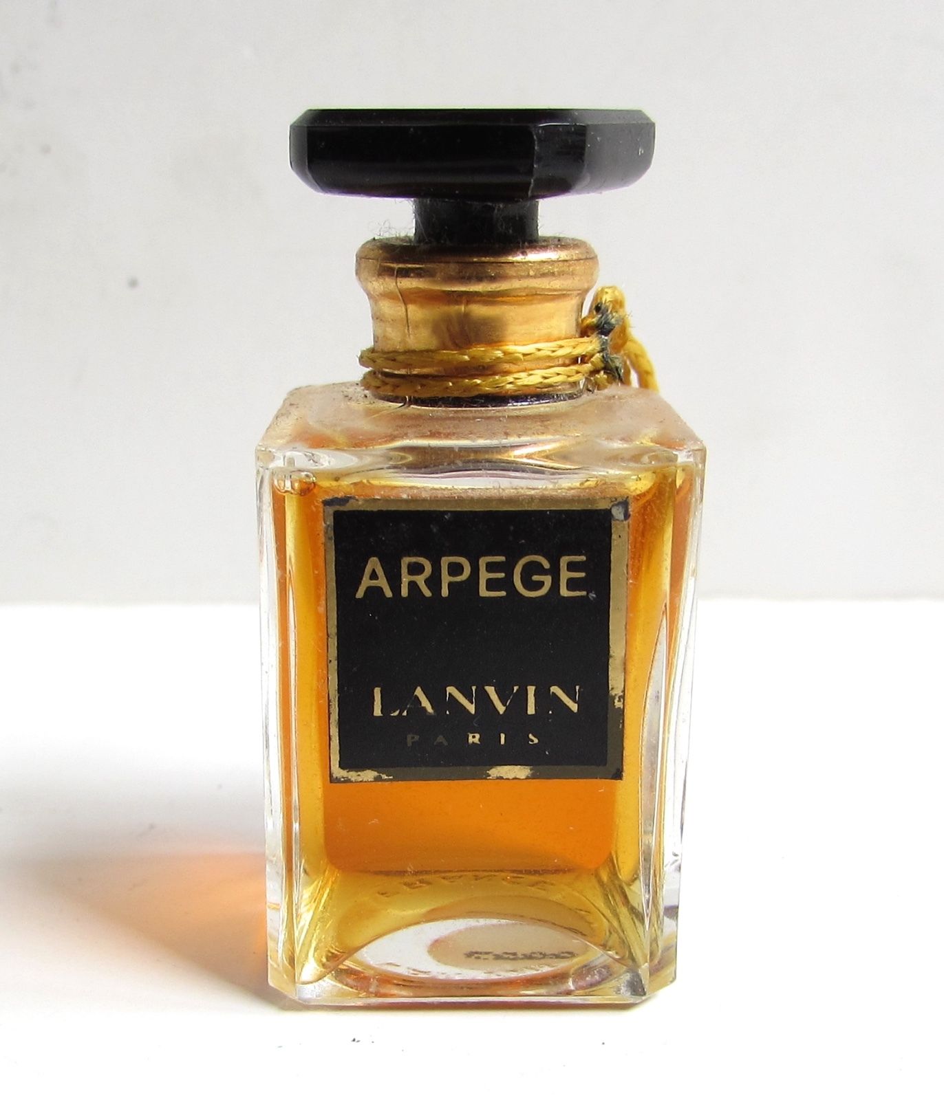 vintage perfumes still available