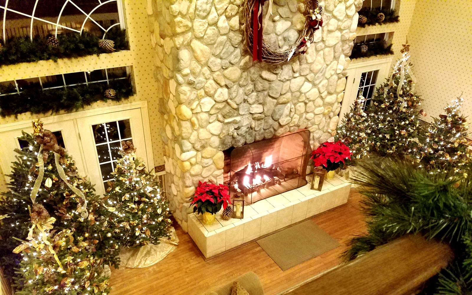 christmas farm inn