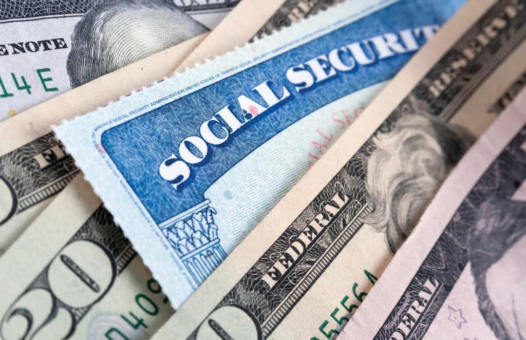 This Is The Earliest Age That You Can Start Collecting Social Security