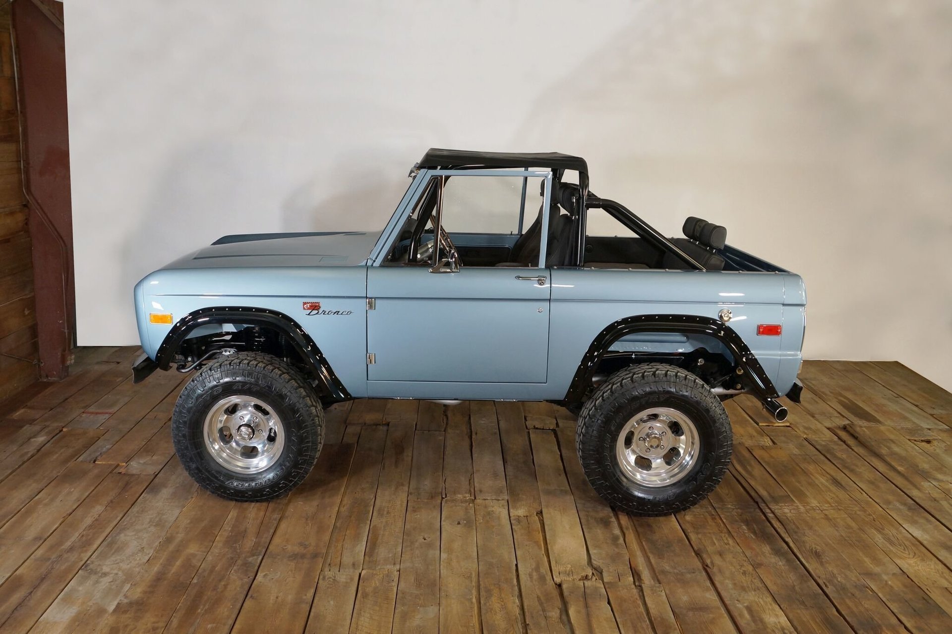 ford bronco mog