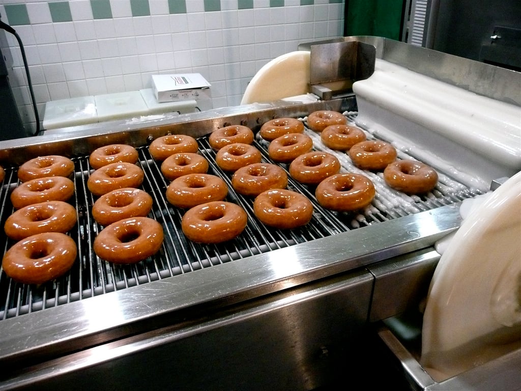 krispy kreme hot light hours near me