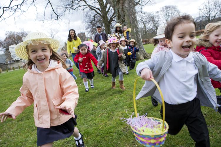 children on easter sunday