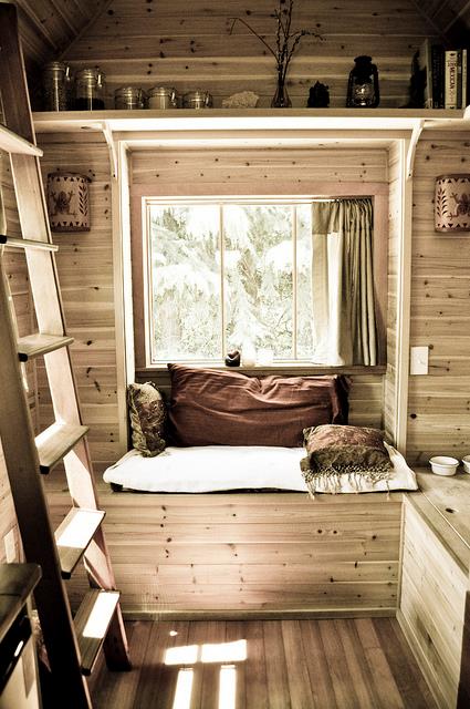 wood tiny home 