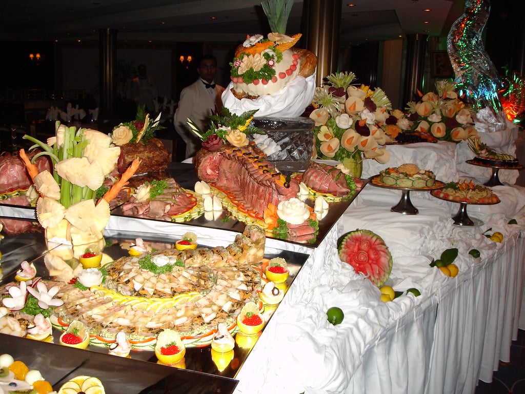 cruise buffet 