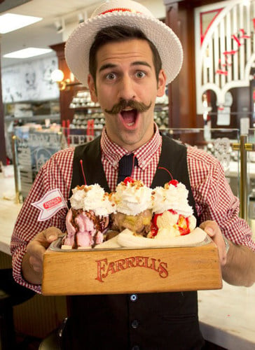 Farrell's closing ice cream parlor at Mission Viejo mall – Orange