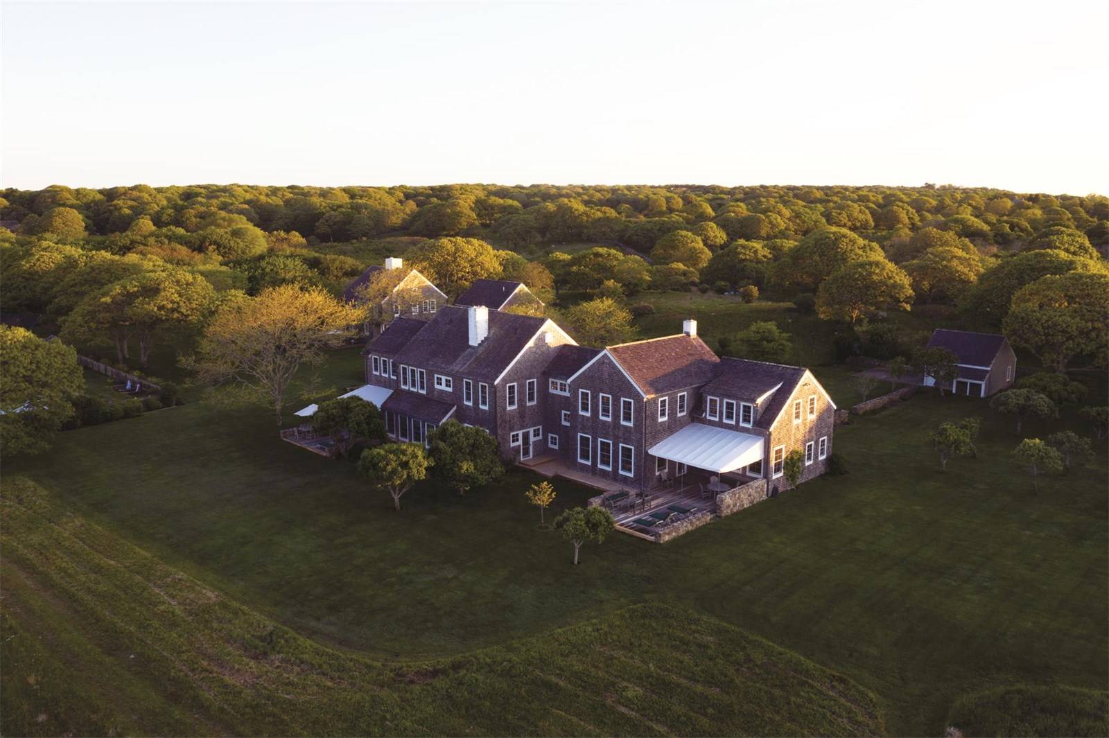 main house marthas vineyard