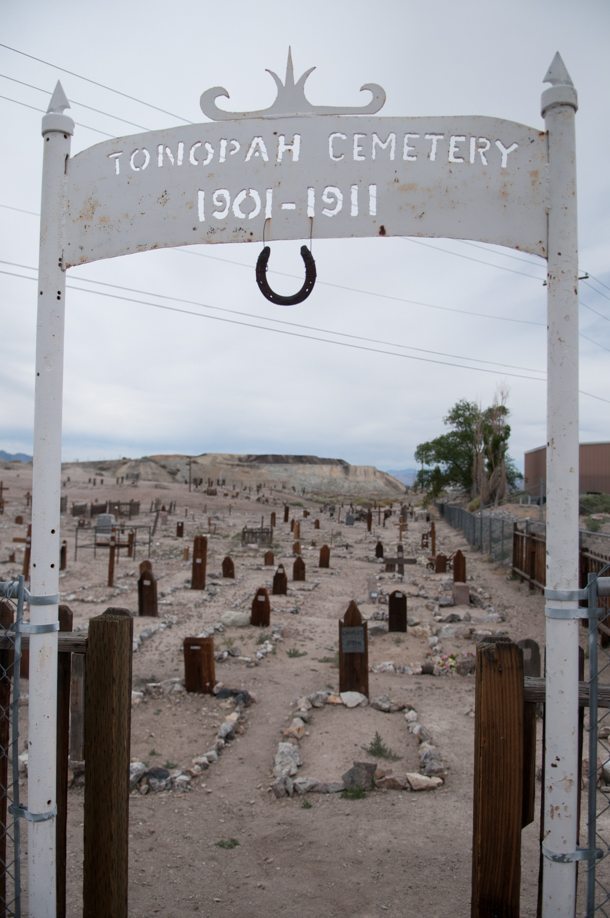 Tonopah cemetery