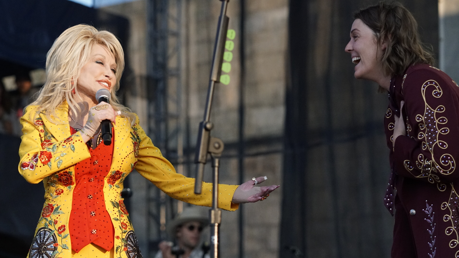 dolly parton linda perry newport folk festival