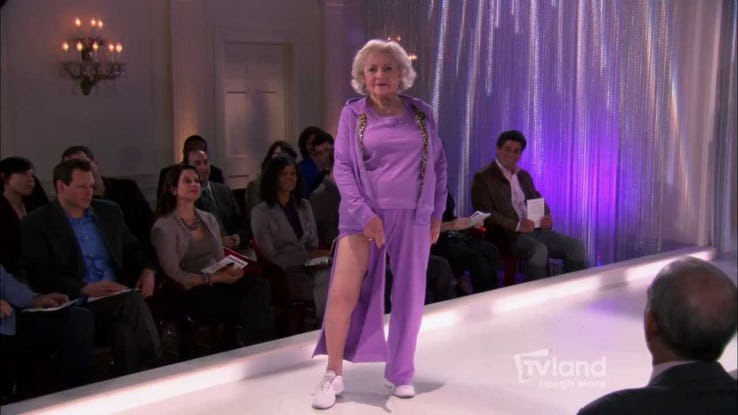 Elka Ostrovsky - 'Hot In Cleveland' 