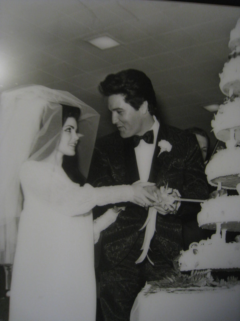 elvis and priscilla presley wedding