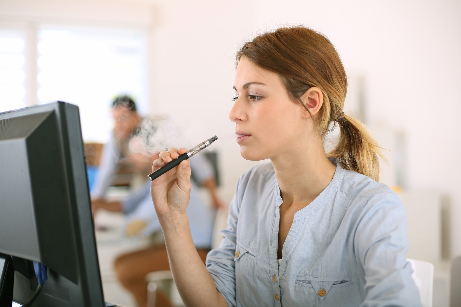 employees vaping in the workplace