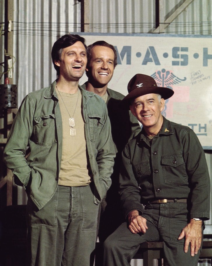 alan alda on mash hawkeye 