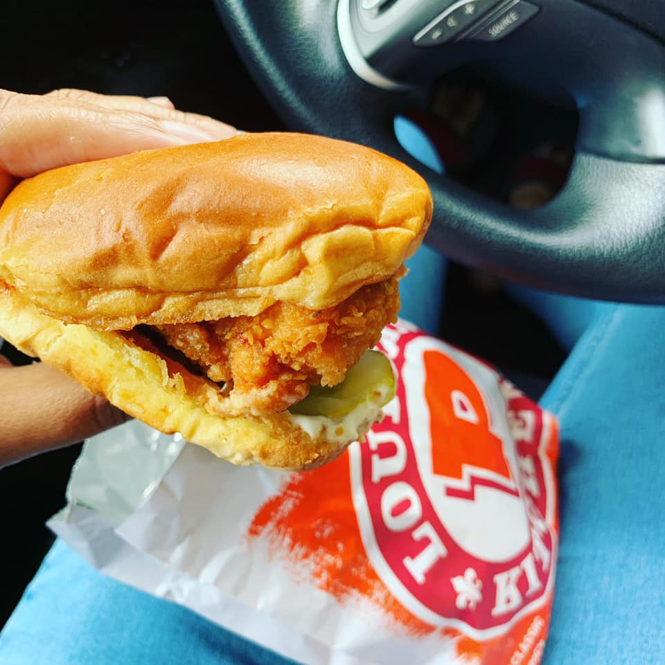 popeyes chicken sandwich 