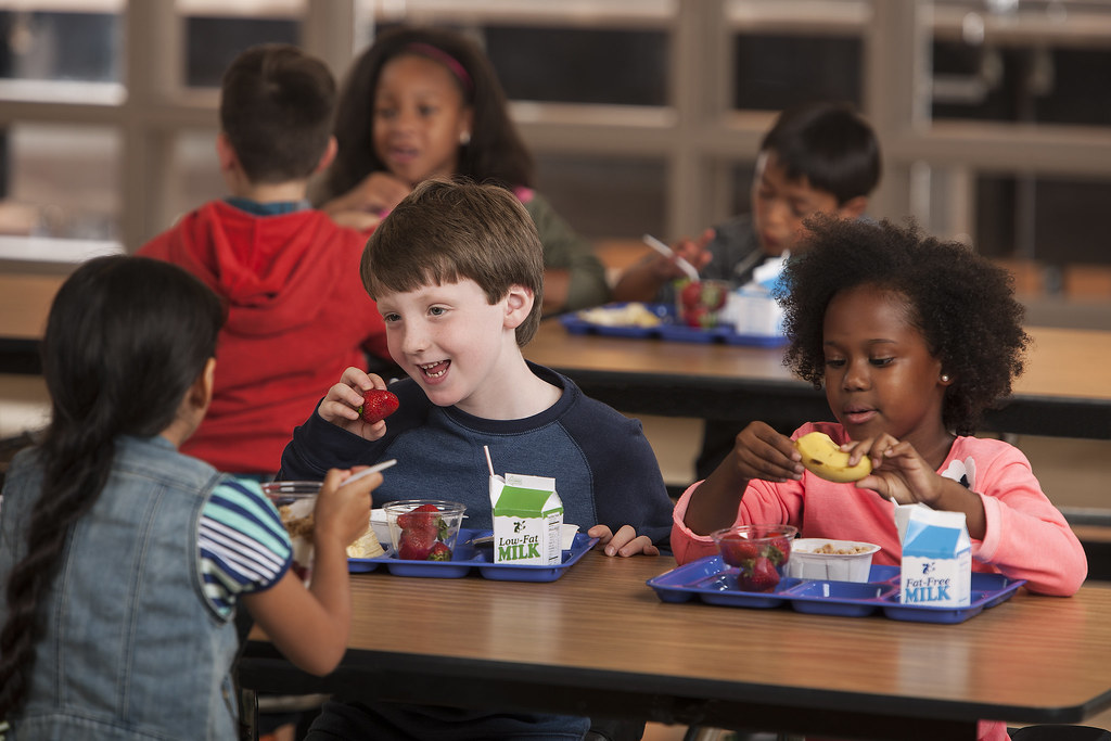 california new law to ensure every child has a lunch