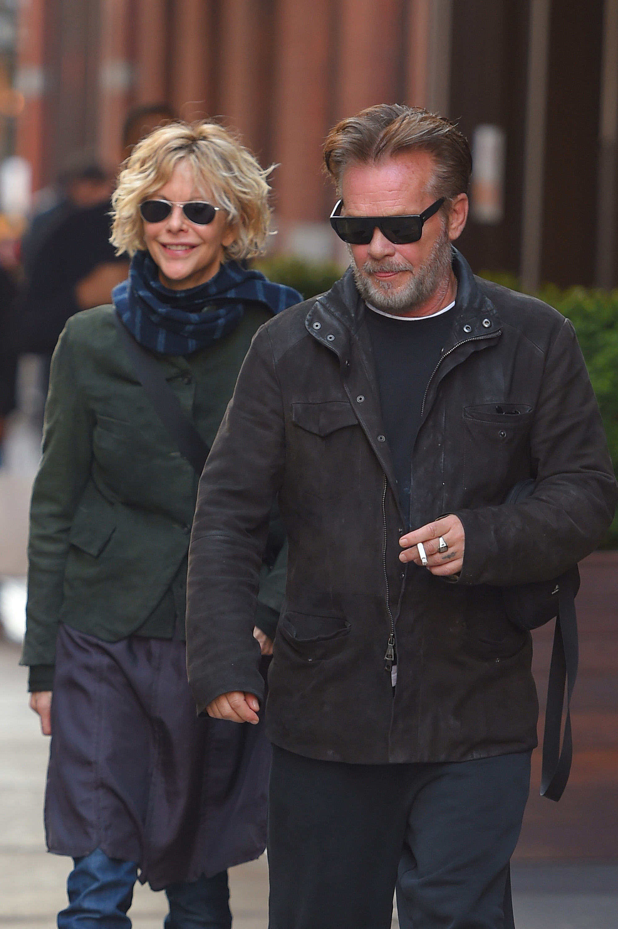 meg ryan john mellencamp walking 