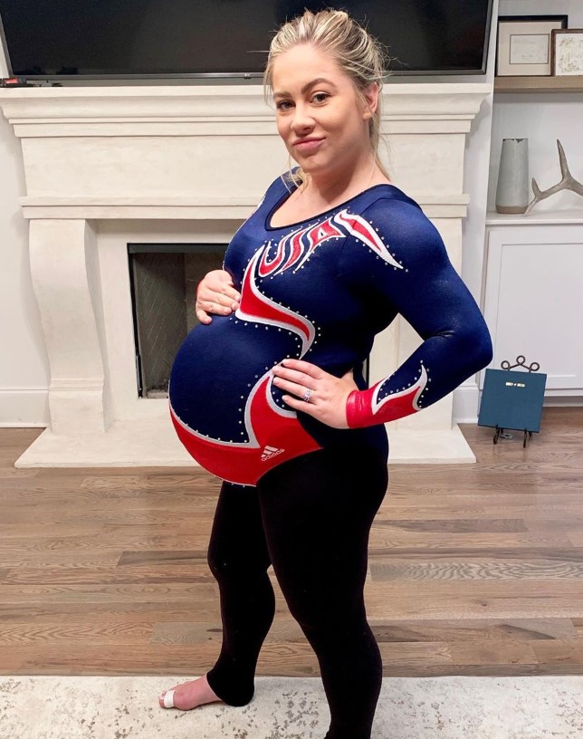 shawn johnson leotard pregnant 